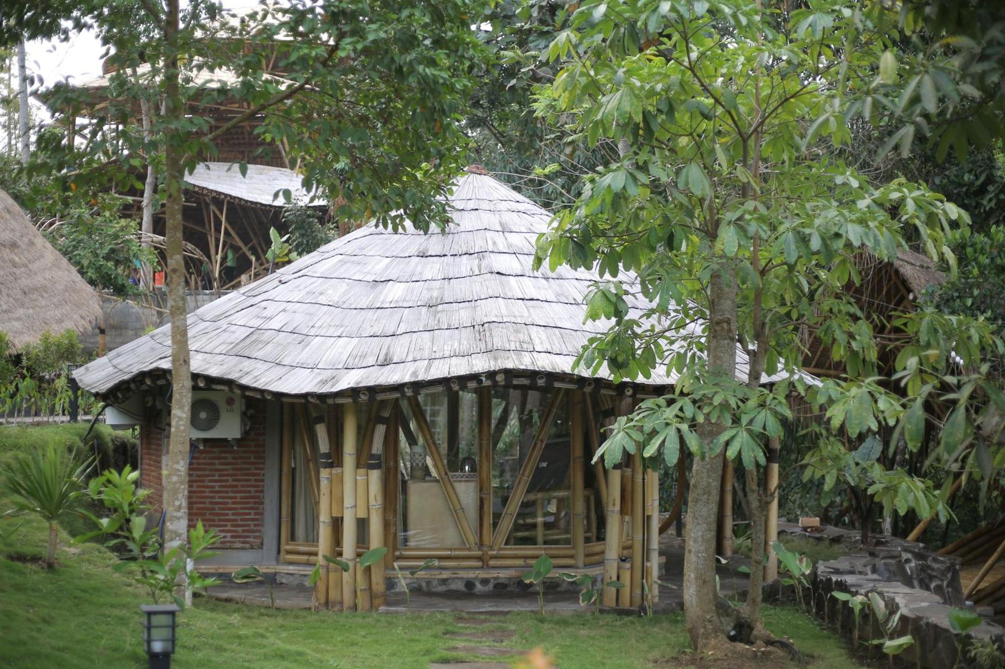 The Osing Bamboo Resort - A Liberta Collection Banyuwangi  Extérieur photo